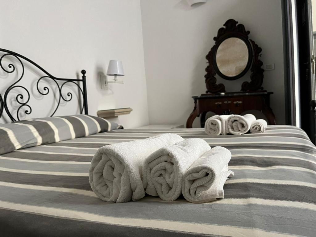 Palazzo Angelelli Bed and Breakfast Gallipoli Εξωτερικό φωτογραφία