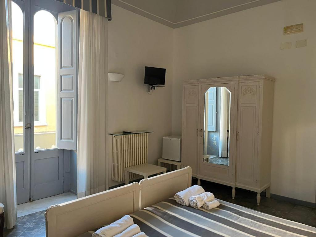 Palazzo Angelelli Bed and Breakfast Gallipoli Εξωτερικό φωτογραφία